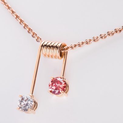 Anhänger mit fancy diamonds vom Juwelier in Köln