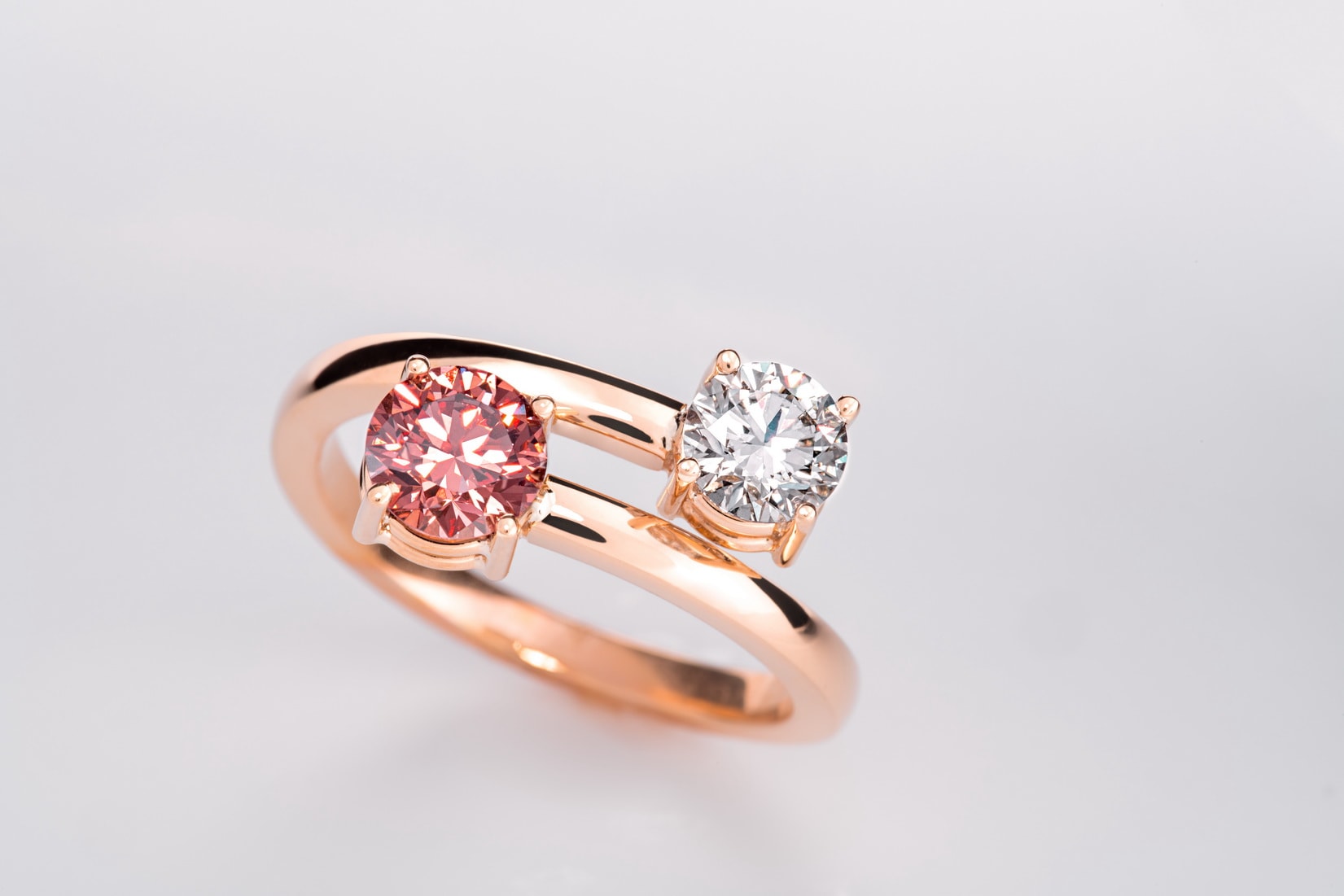 Ring mit fancy diamonds vom Juwelier in Köln