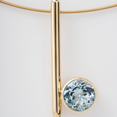 Aquamarinanhänger in Gold vom Juwelier in Köln