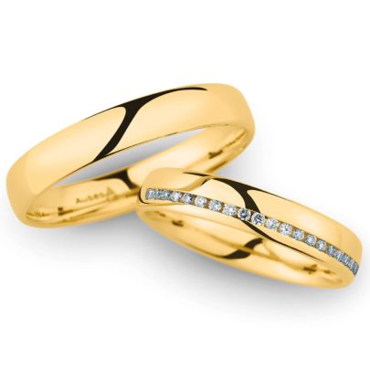 Gelbgold Trauringe mit Brillantkranz in Köln beim Trauringjuwelier am Neumarkt.