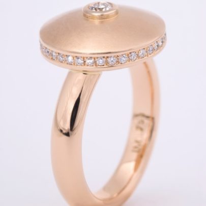 Rondo - Brillant-Ring in Roségold vom Juwelier in Köln
